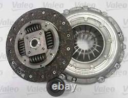 Clutch kit for vehicles with pressure-operated clutch 828560